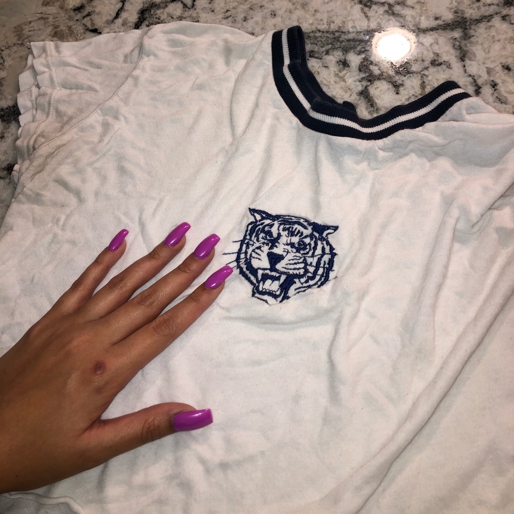 Brandy Melville Crop